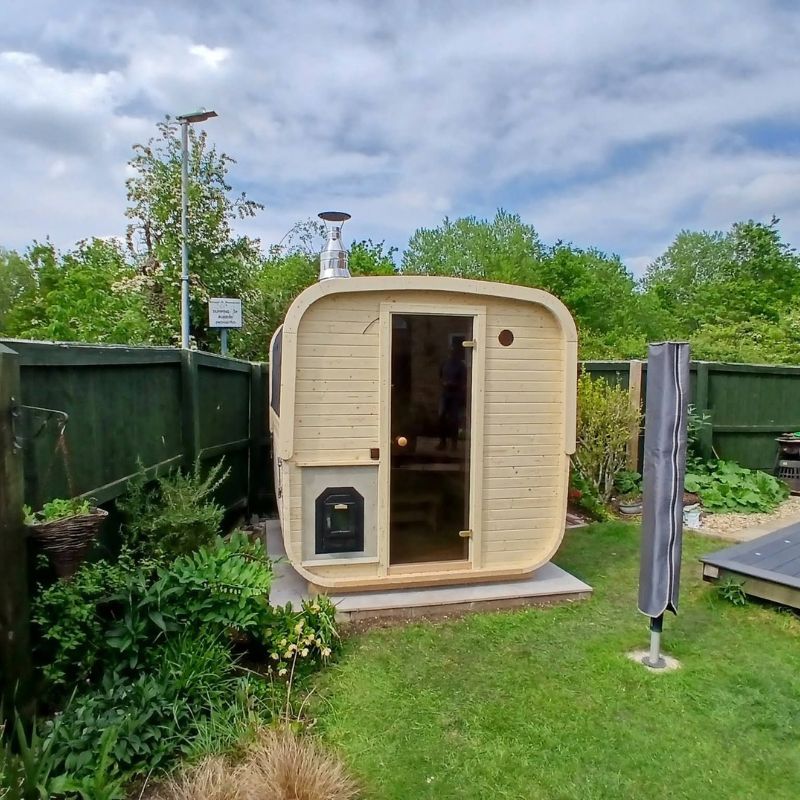 Saunor Scandinavian Spruce Traditional Sauna Cube